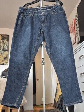 16P Ultra Stretchy Love & Legend Dark Indigo Cropped Jeans